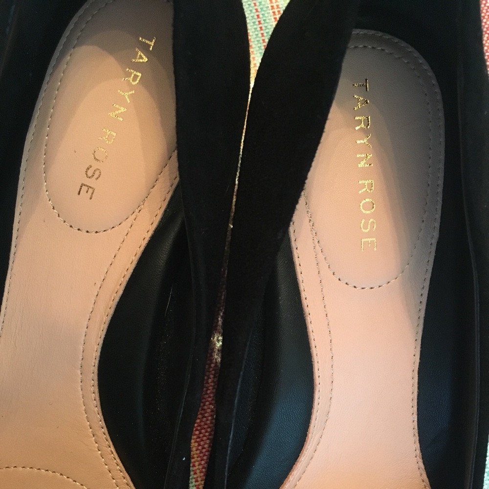 Shoes - Picture 5 of 8